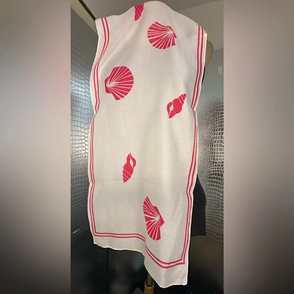 Pappagallo Pretty Vintage Long White Scarf Seashell Pattern Measures 53 x 11
